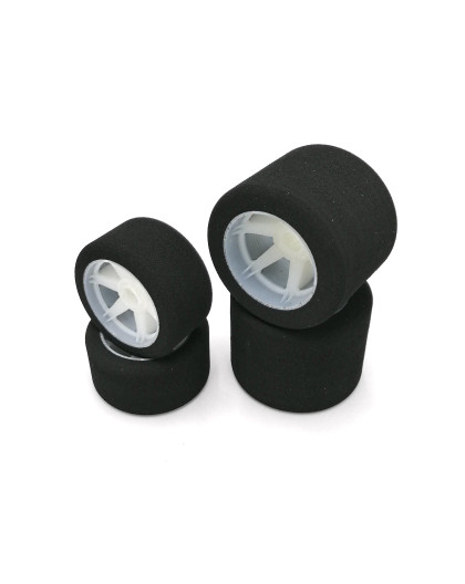 5 trains pneus piste 1/8 jantes light 35° AR + 32° AV - HOT RACE