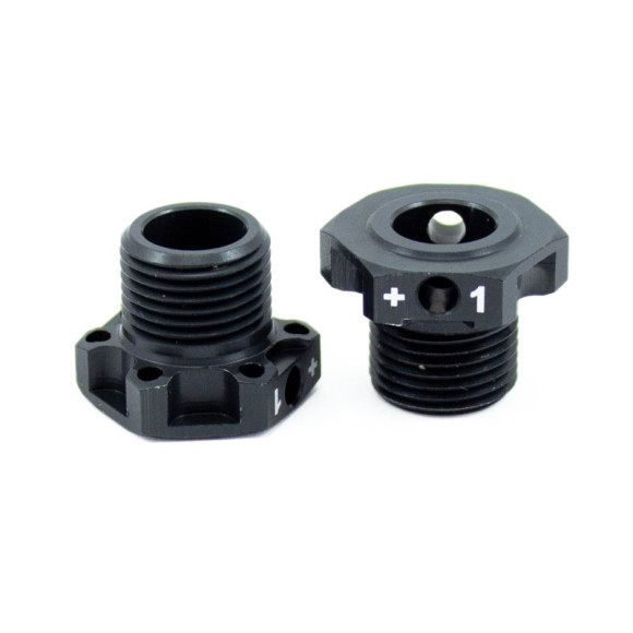 Lightweight Wheel Hex +1mm Ultimate (2Pcs) - ULTIMATE - UR1905-1